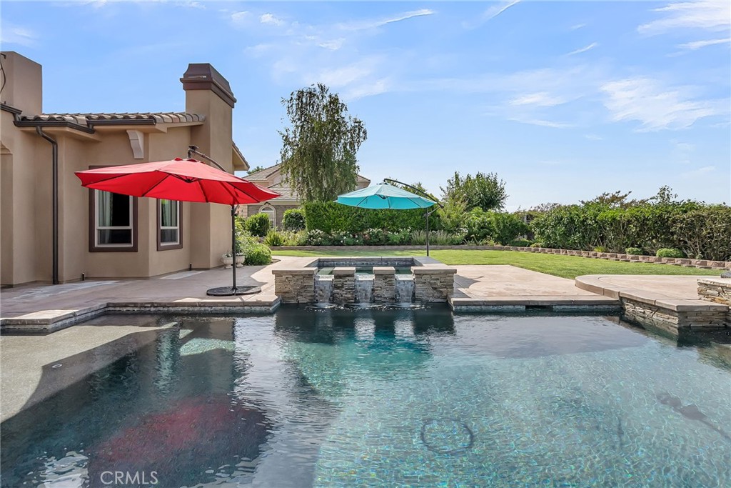 680 Pinnacle Ridge Road