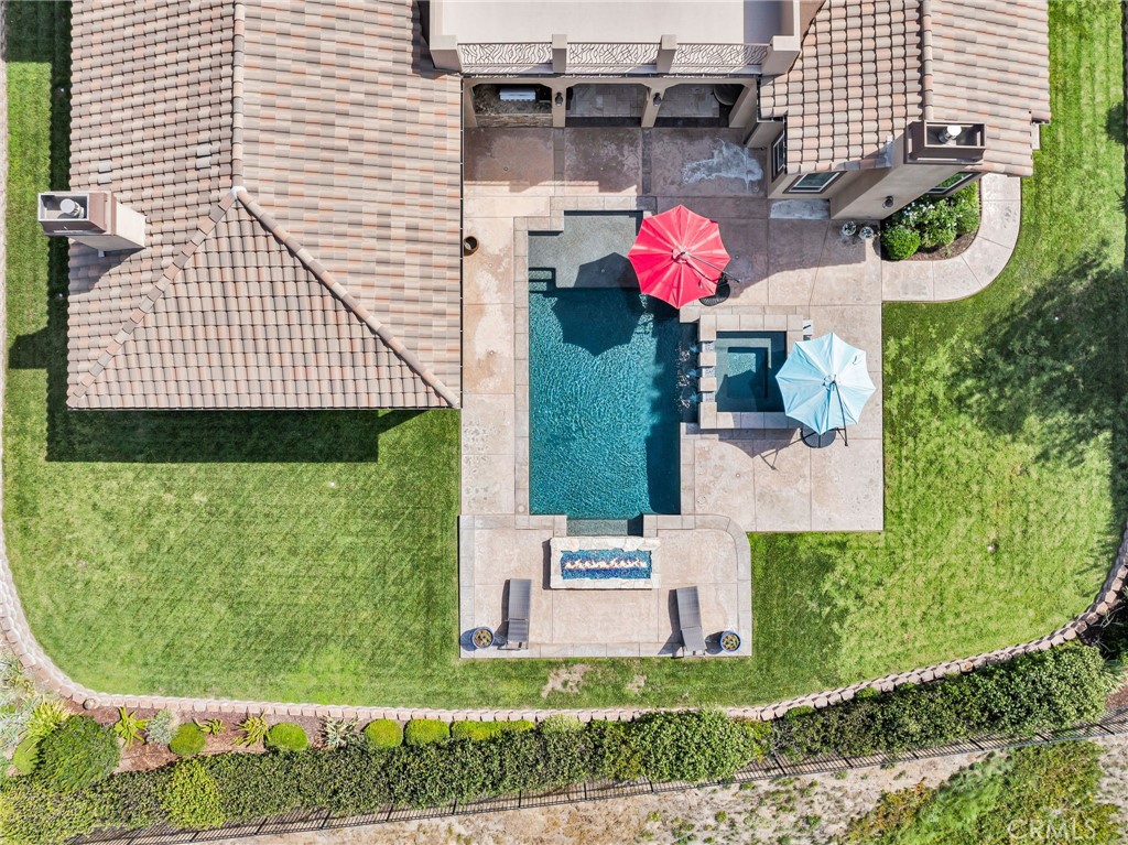 680 Pinnacle Ridge Road