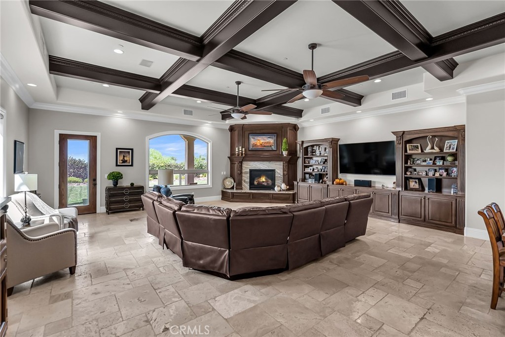 680 Pinnacle Ridge Road