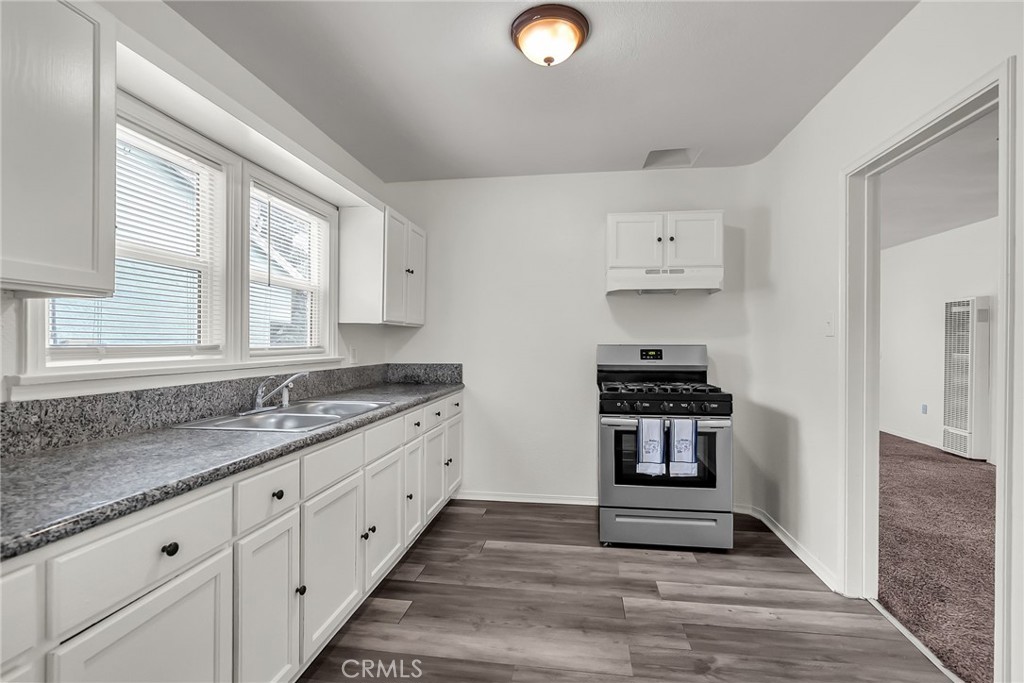 232 W 23rd Street