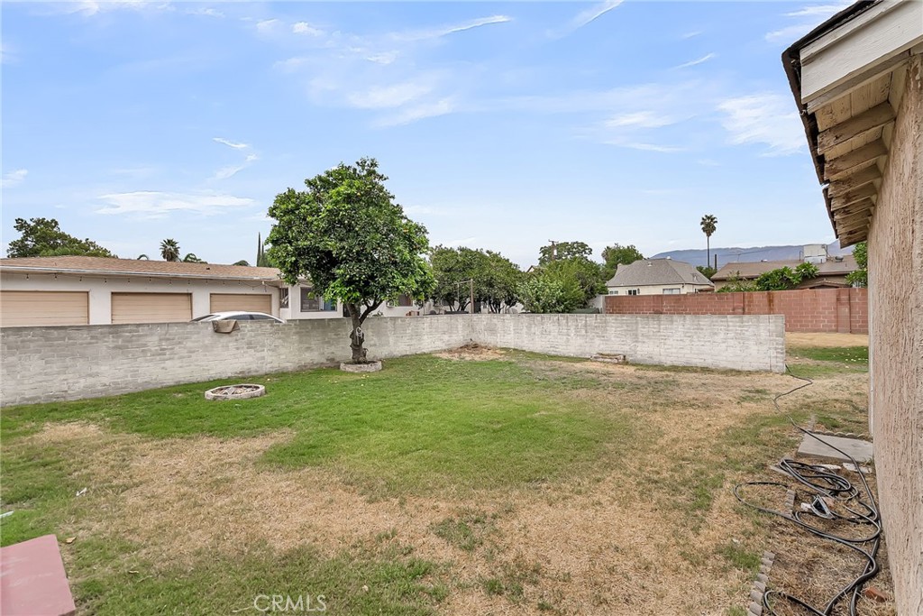 232 W 23rd Street