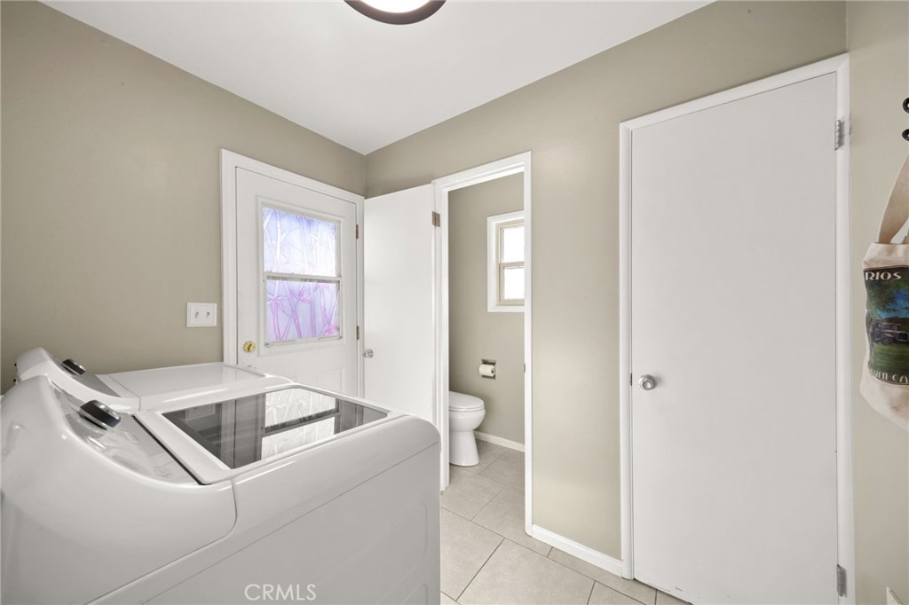 1258 Holly Lane