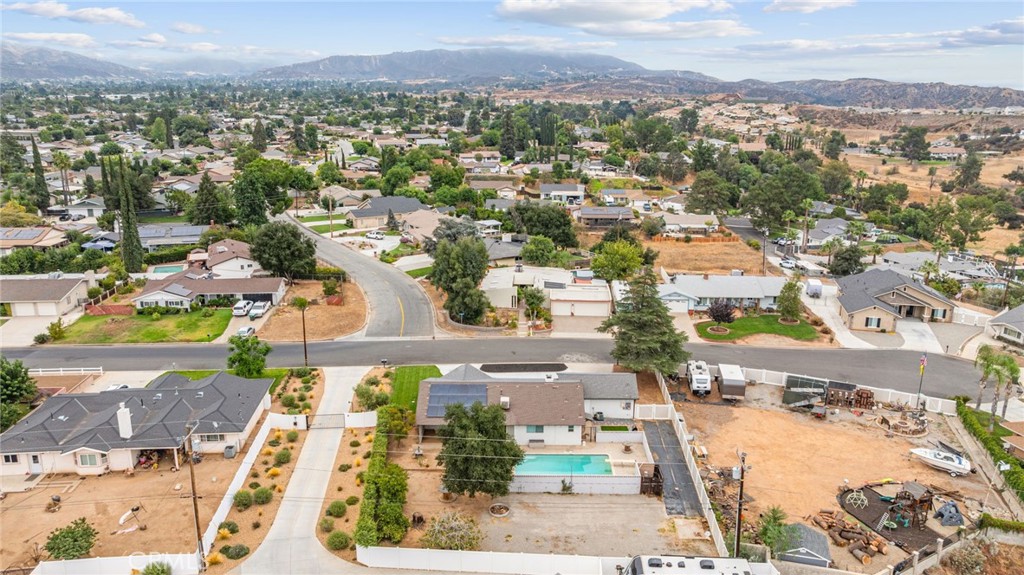 1258 Holly Lane