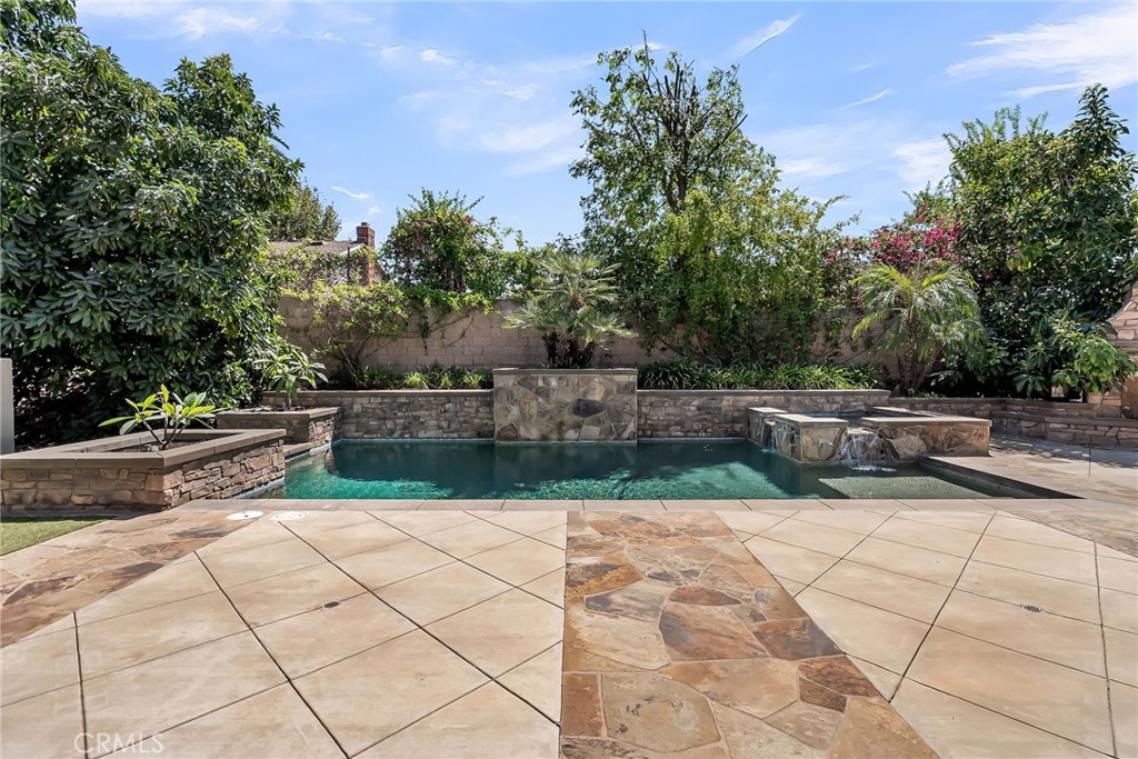 1126 Maddie Lane