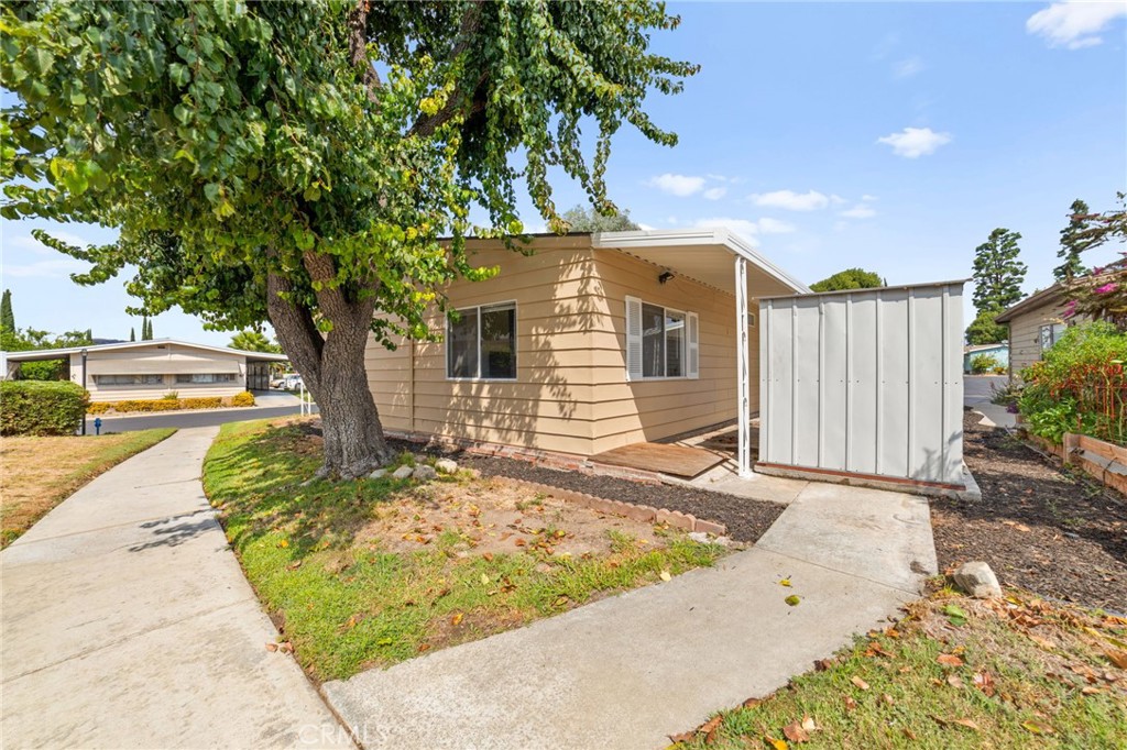 1601 S Garey Avenue 93