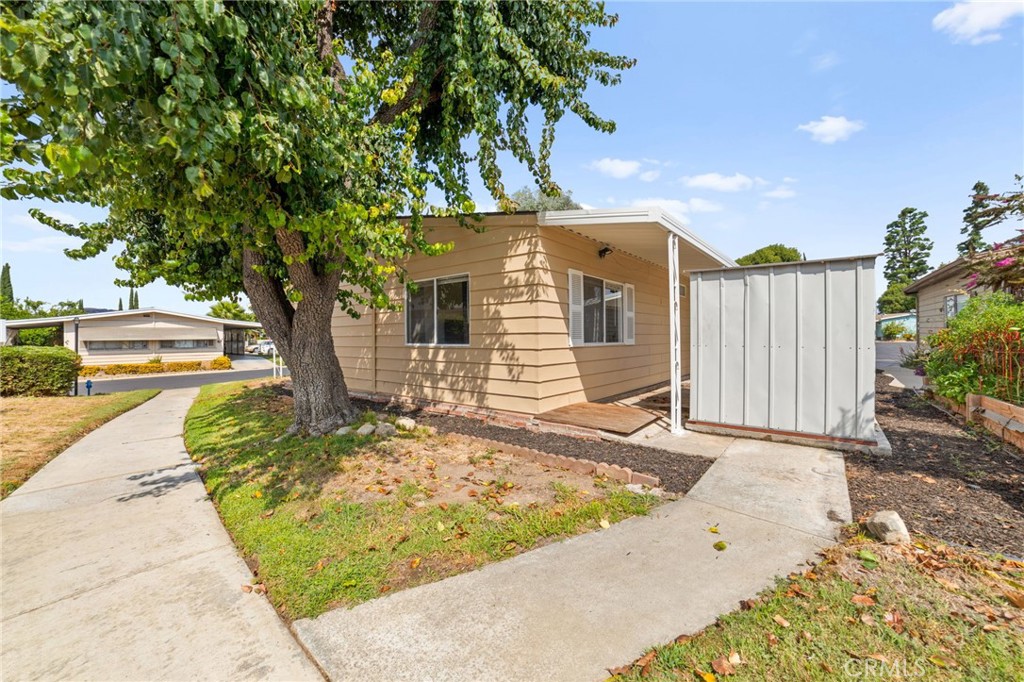 1601 S Garey Avenue 93