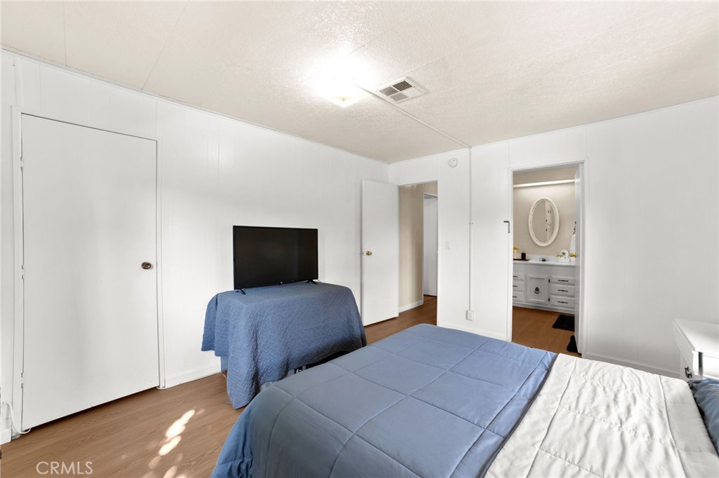 1601 S Garey Avenue 93