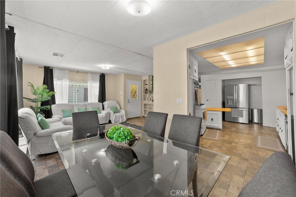 1601 S Garey Avenue 93