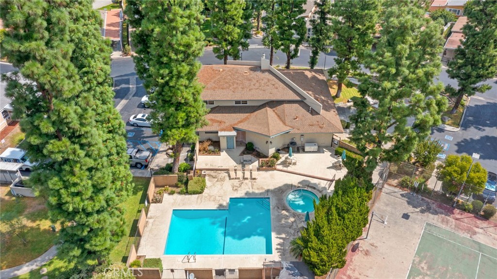 1601 S Garey Avenue 93