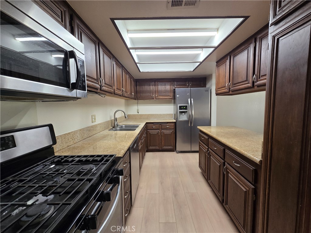 600 Central Avenue 386