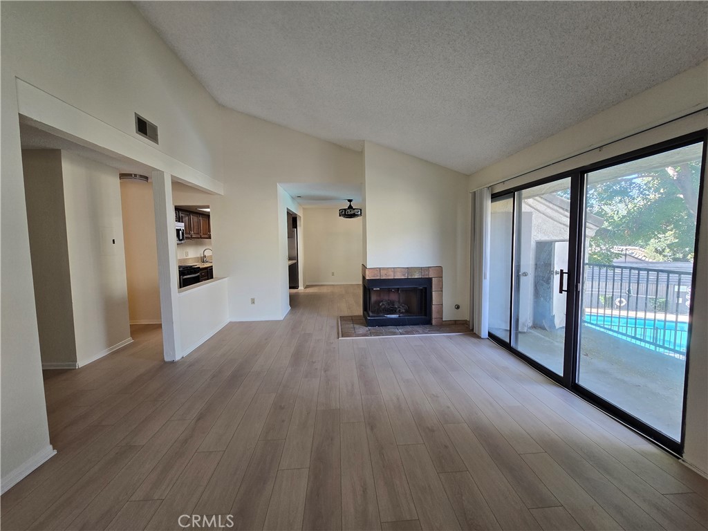 600 Central Avenue 386