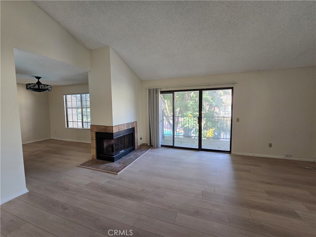600 Central Avenue 386