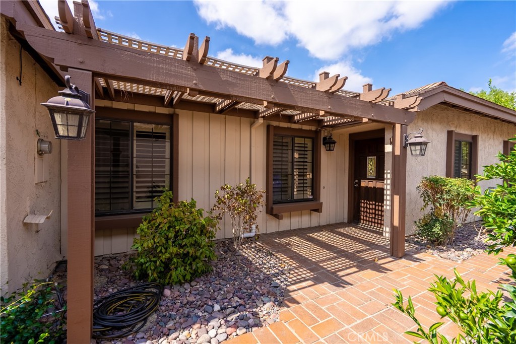 5965 Maybrook Circle