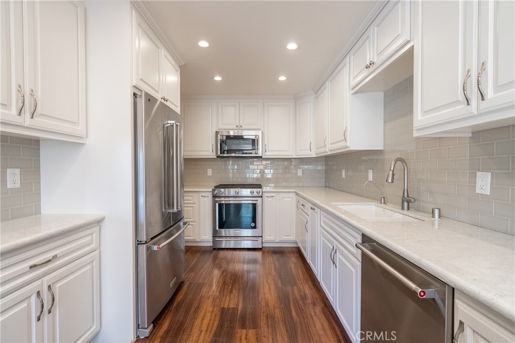 5965 Maybrook Circle