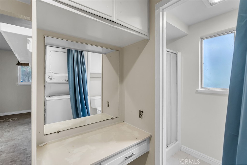 2277 W Via Mariposa W B