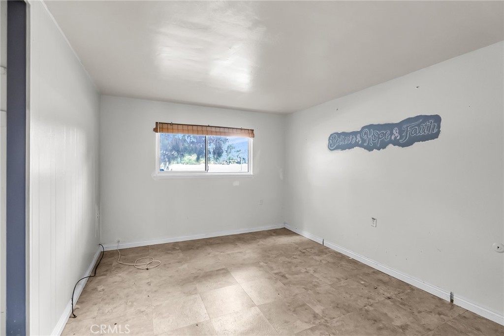 2277 W Via Mariposa W B