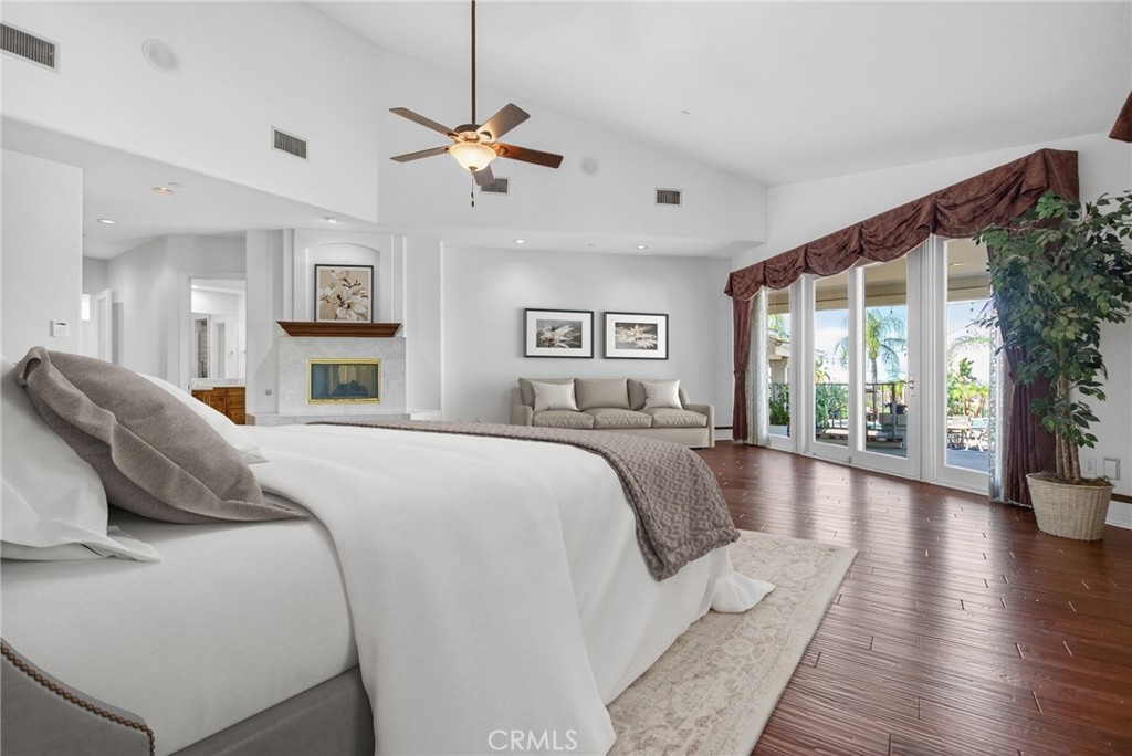 6872 Chartwell