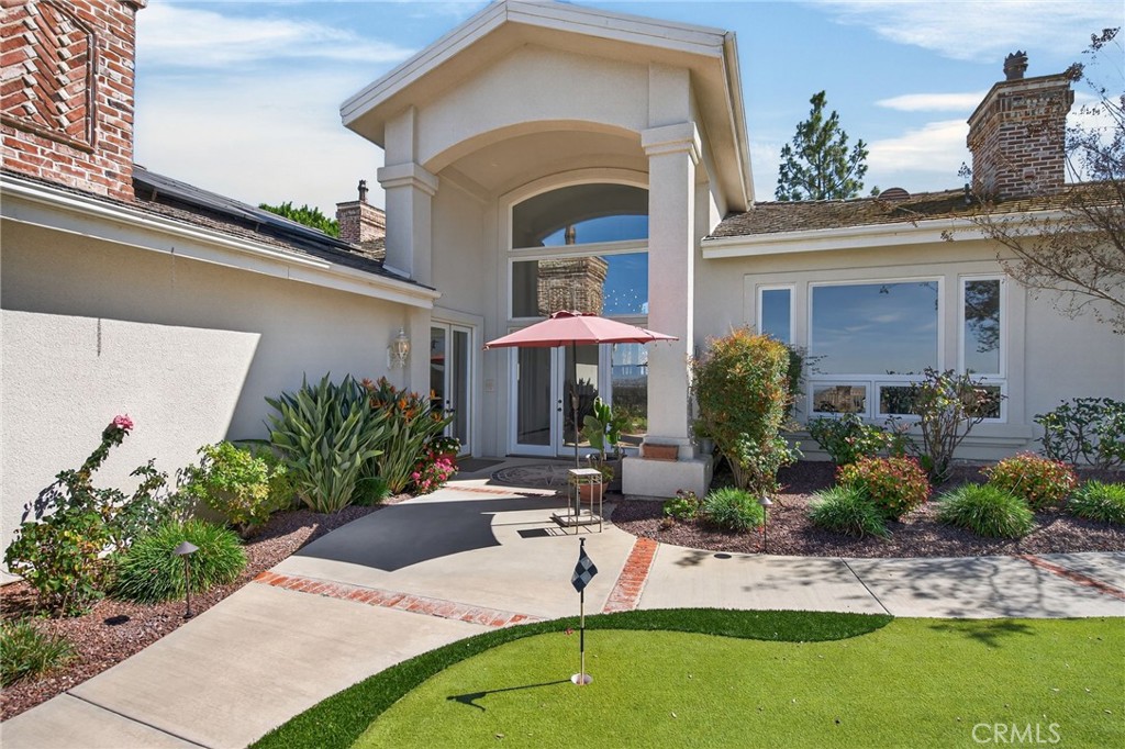 6872 Chartwell