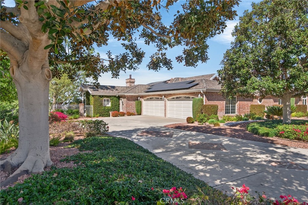 6872 Chartwell