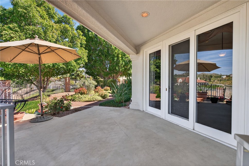 6872 Chartwell