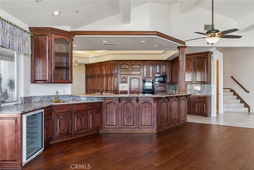 6872 Chartwell