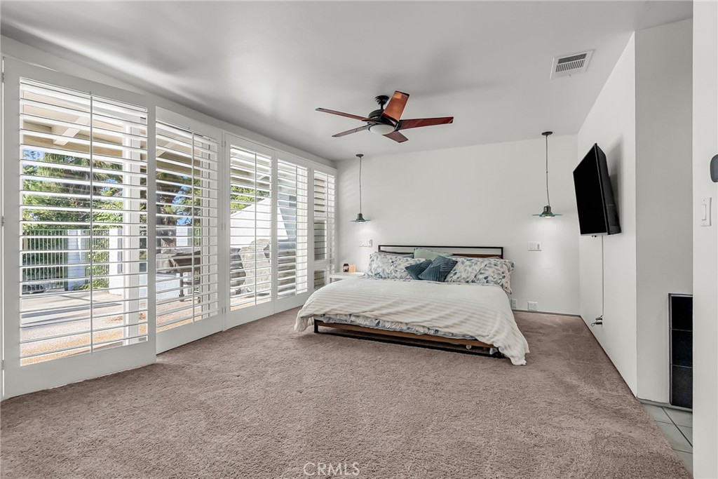 2110 Hathaway