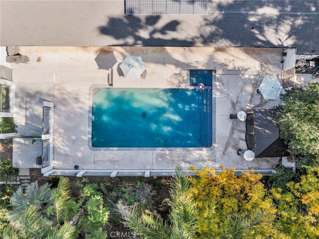 2110 Hathaway