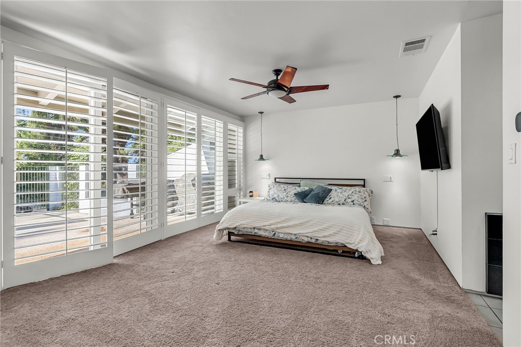 2110 Hathaway
