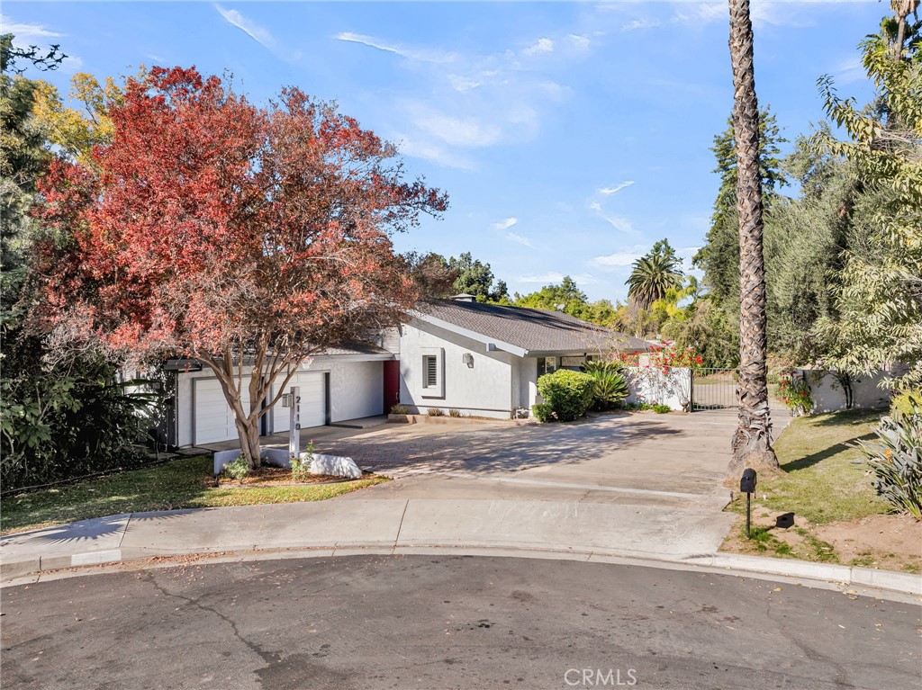 2110 Hathaway