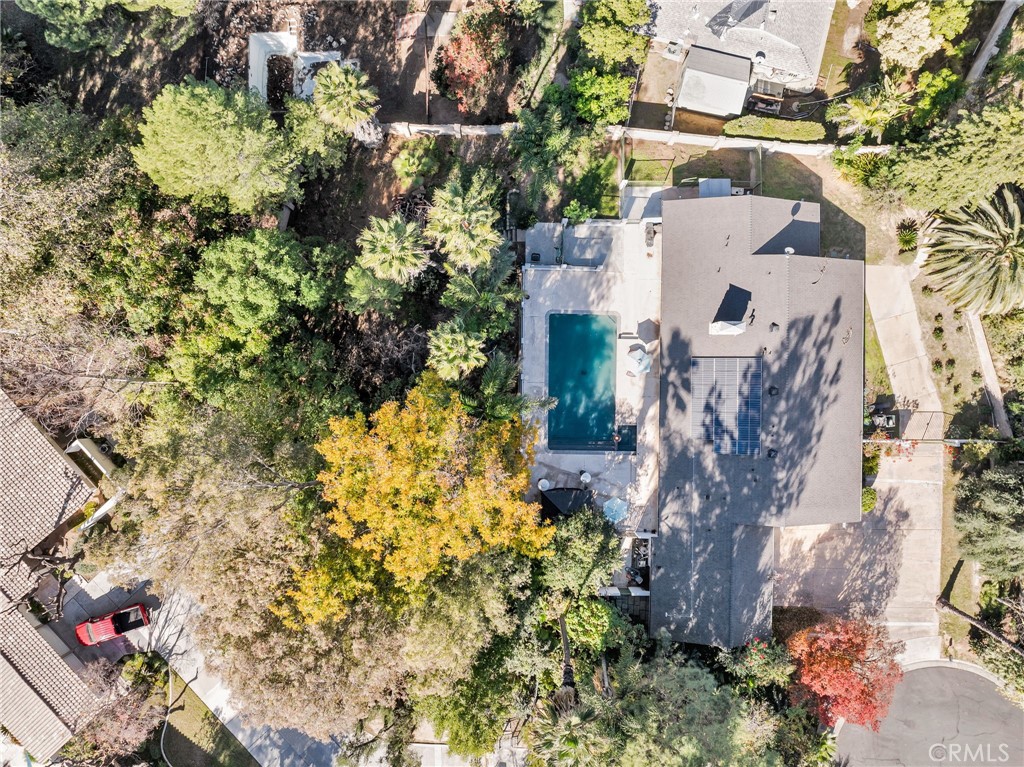 2110 Hathaway