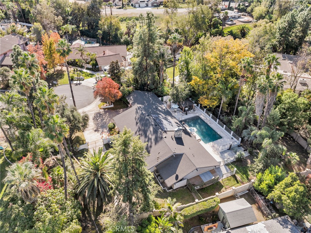 2110 Hathaway