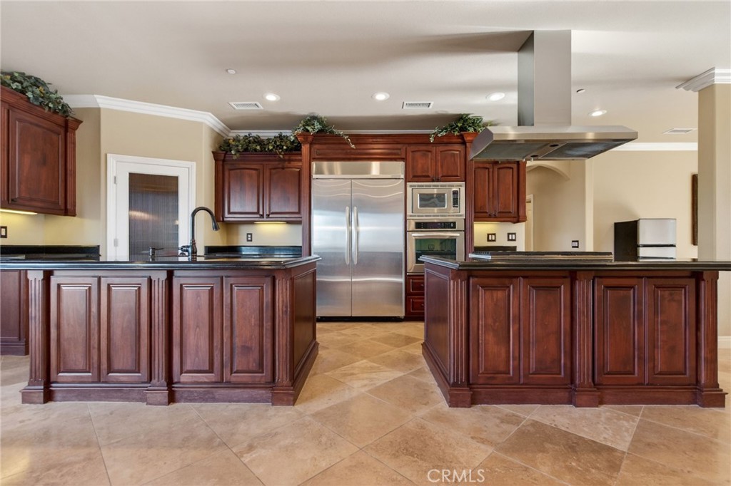6959 Wyndham Hill