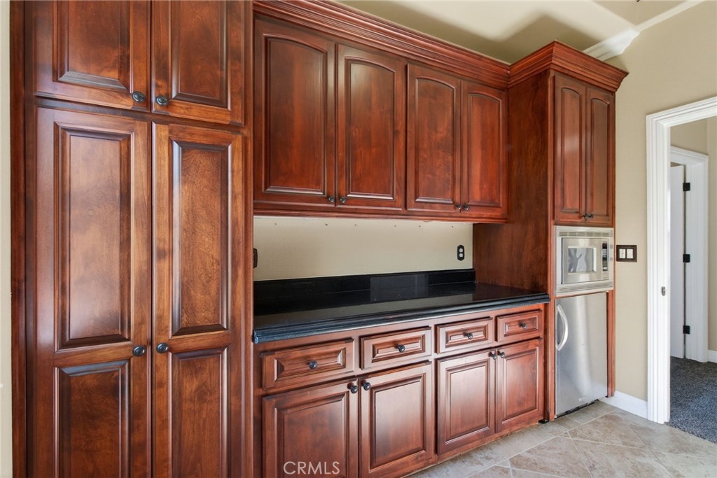 6959 Wyndham Hill