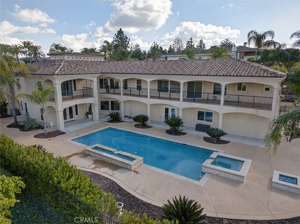 6959 Wyndham Hill