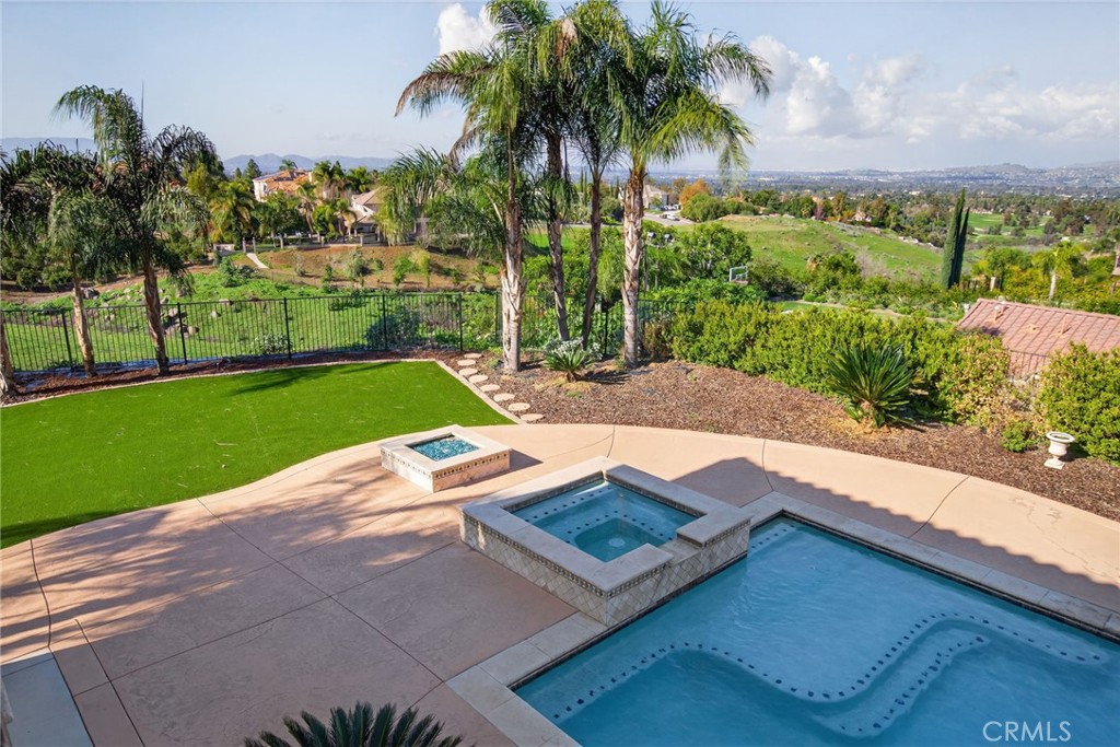 6959 Wyndham Hill