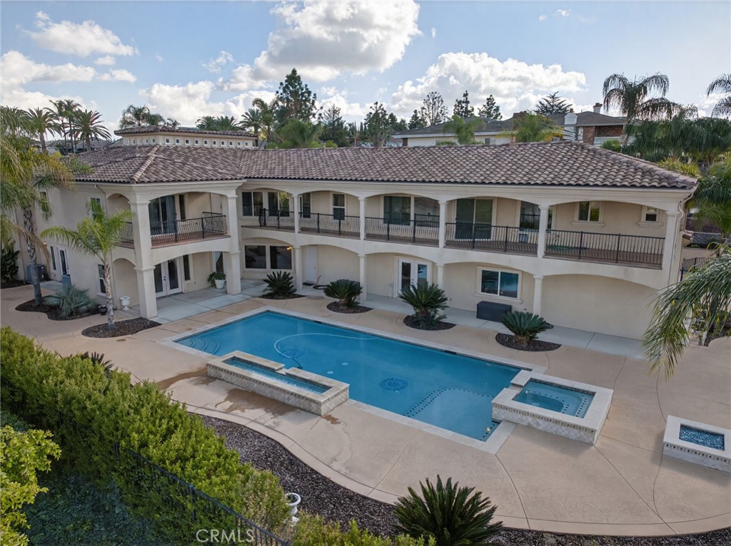 6959 Wyndham Hill