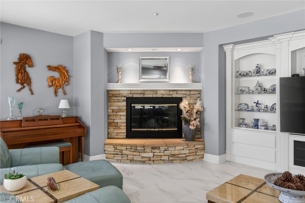 7470 Chateau Ridge Lane