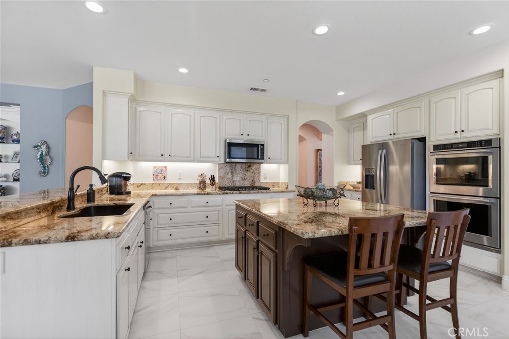 7470 Chateau Ridge Lane