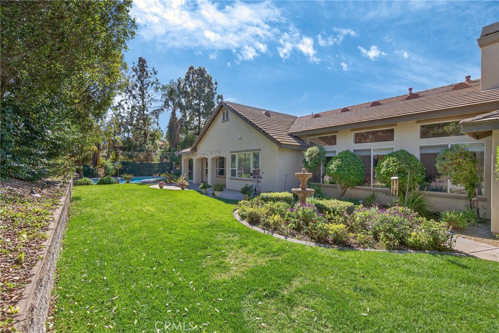 7470 Chateau Ridge Lane