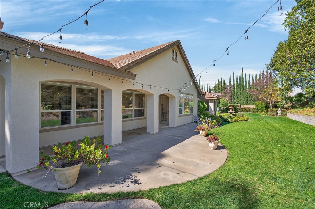 7470 Chateau Ridge Lane