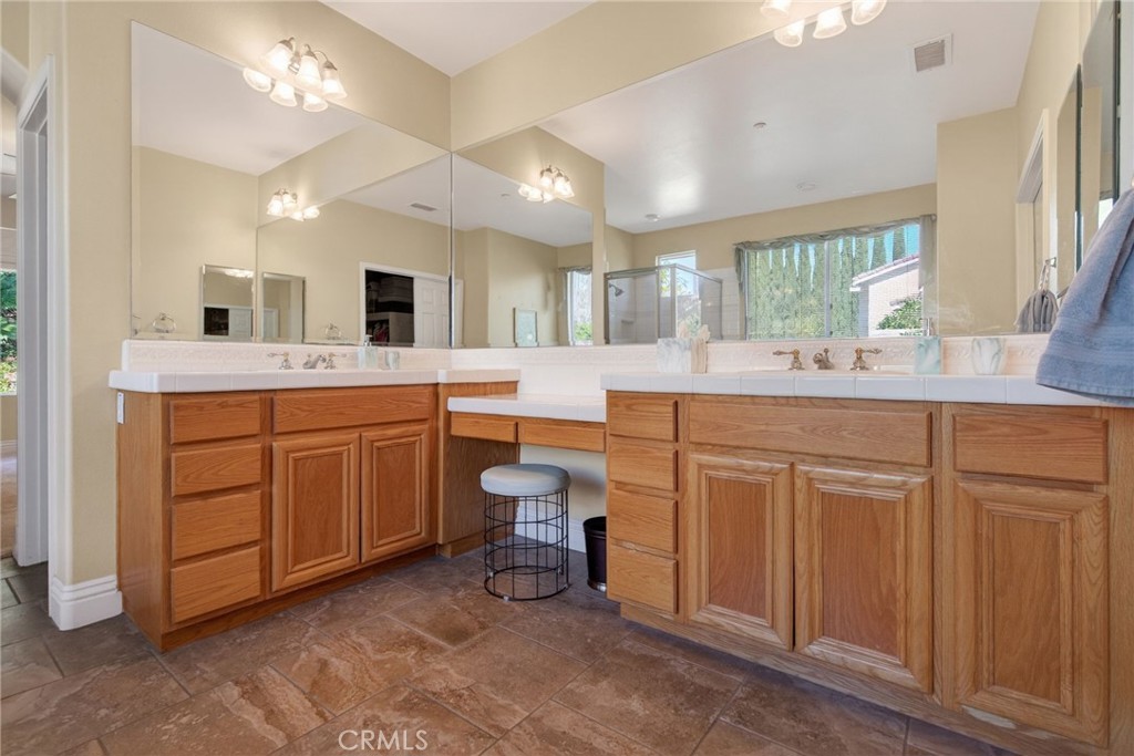 7470 Chateau Ridge Lane