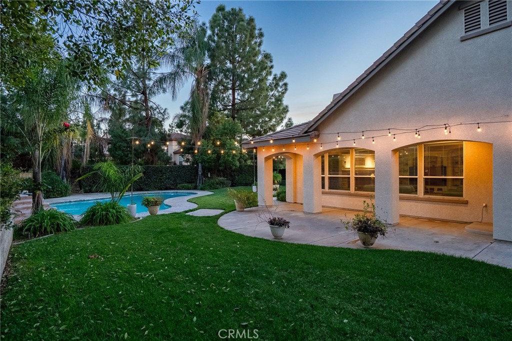 7470 Chateau Ridge Lane