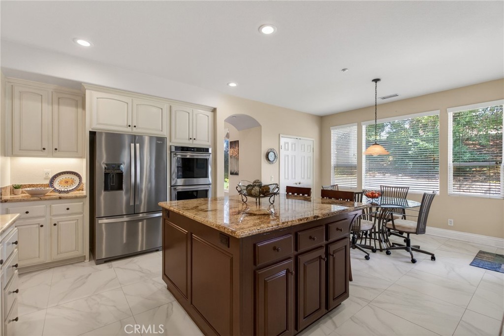 7470 Chateau Ridge Lane