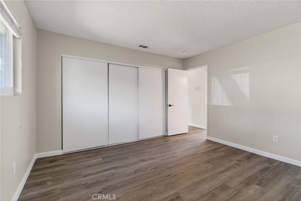 2891 Canyon Crest 32