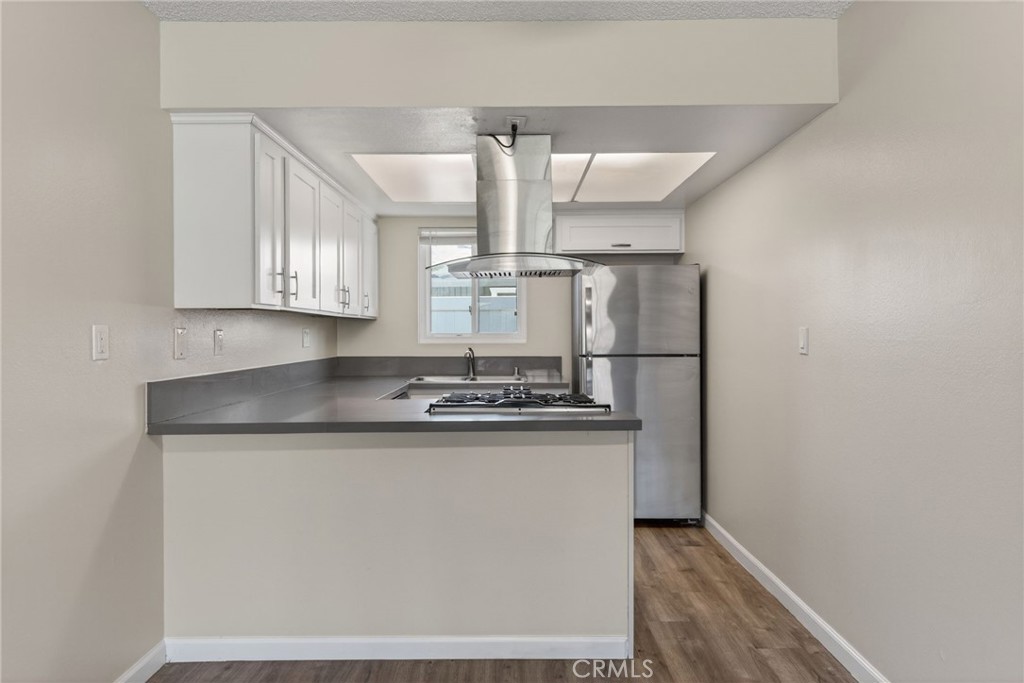 2891 Canyon Crest 32