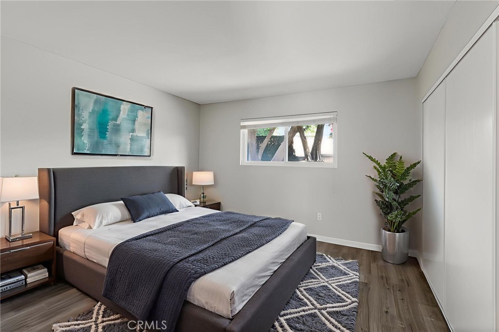 2891 Canyon Crest 32