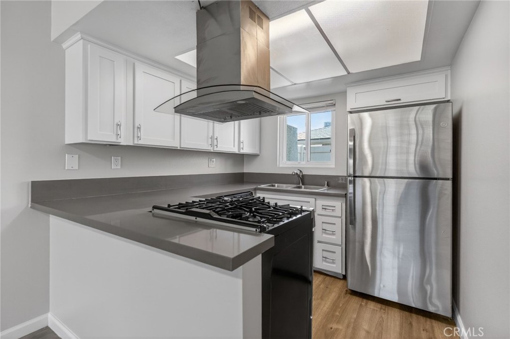 2891 Canyon Crest 32