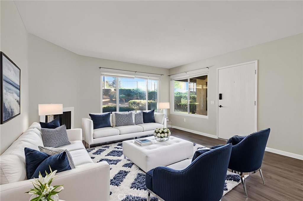 2891 Canyon Crest 32