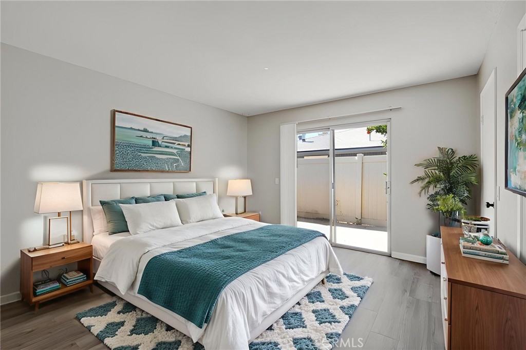 2891 Canyon Crest 32