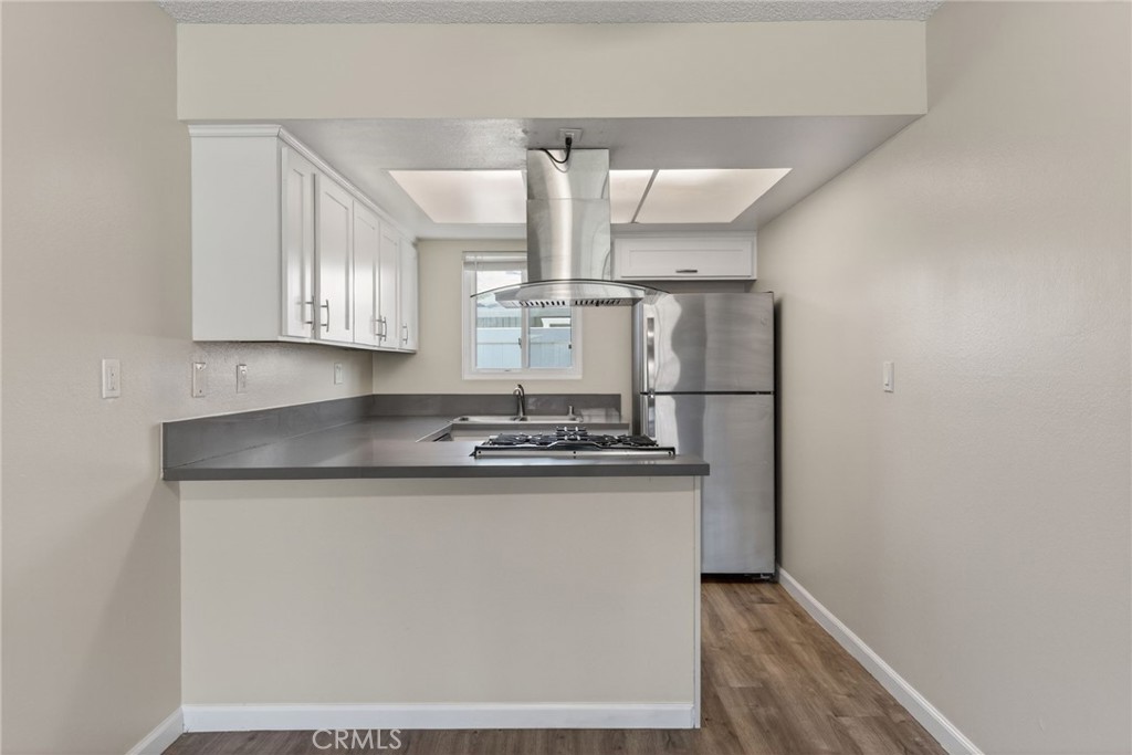 2891 Canyon Crest 32